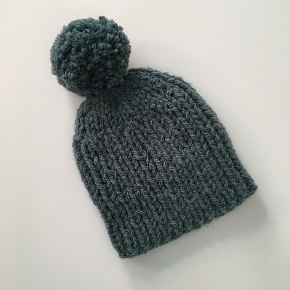 Quick and Easy Bulky Weight Bobble Hat Knitting pattern by