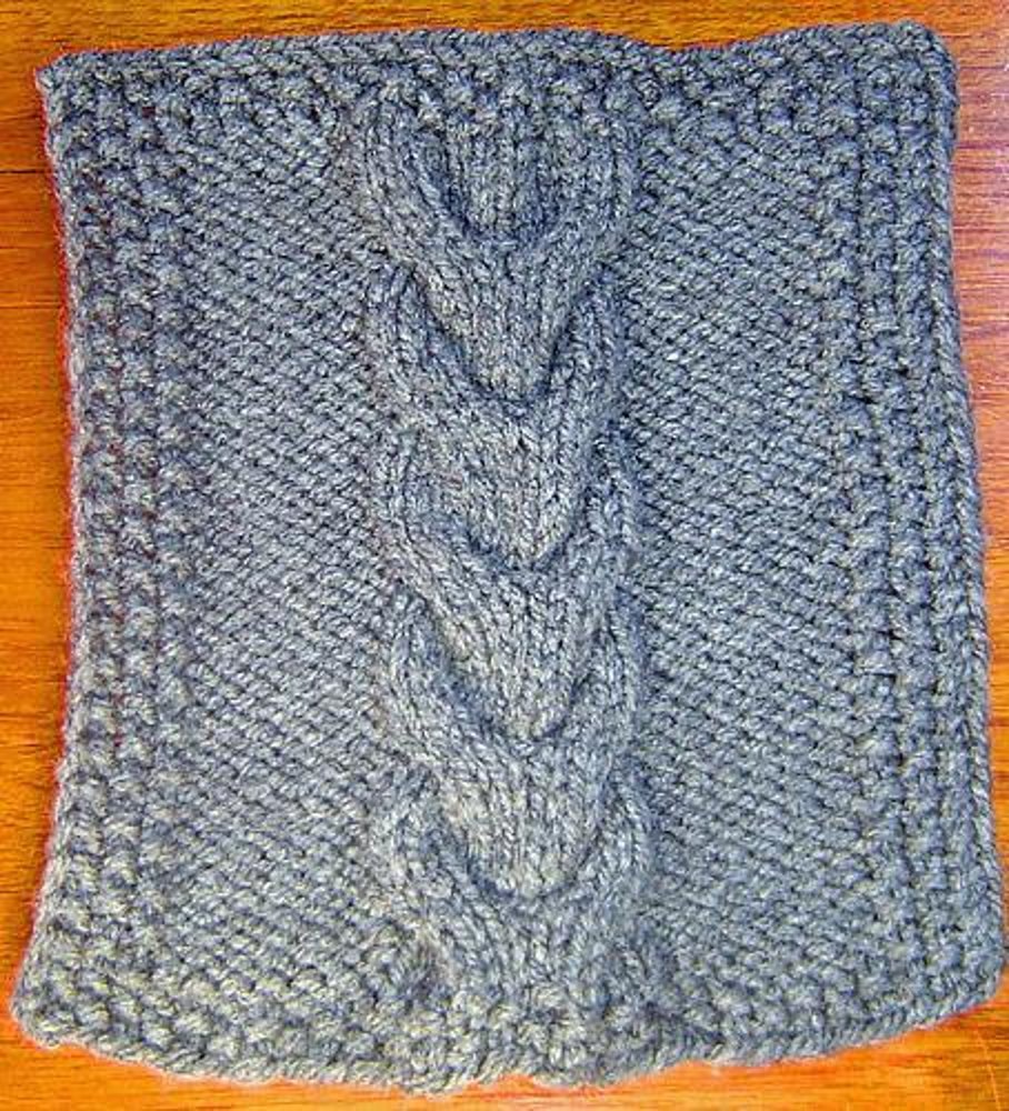 HORSESHOE CABLE Square Knitting pattern by Terry Morris ...