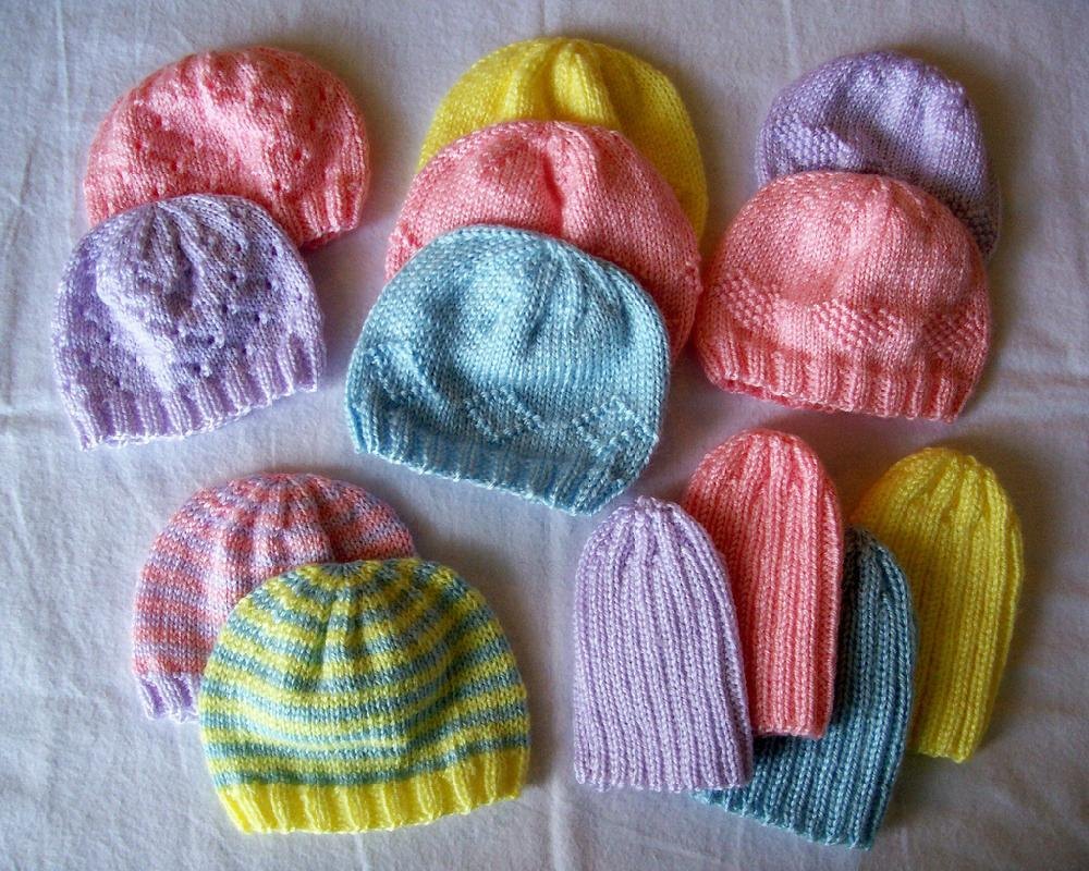 Preemie Hats for Charity Knitting pattern by Carissa