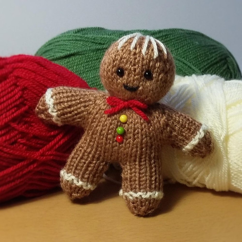 Gingerbread man Knitting pattern by Claire Fairall