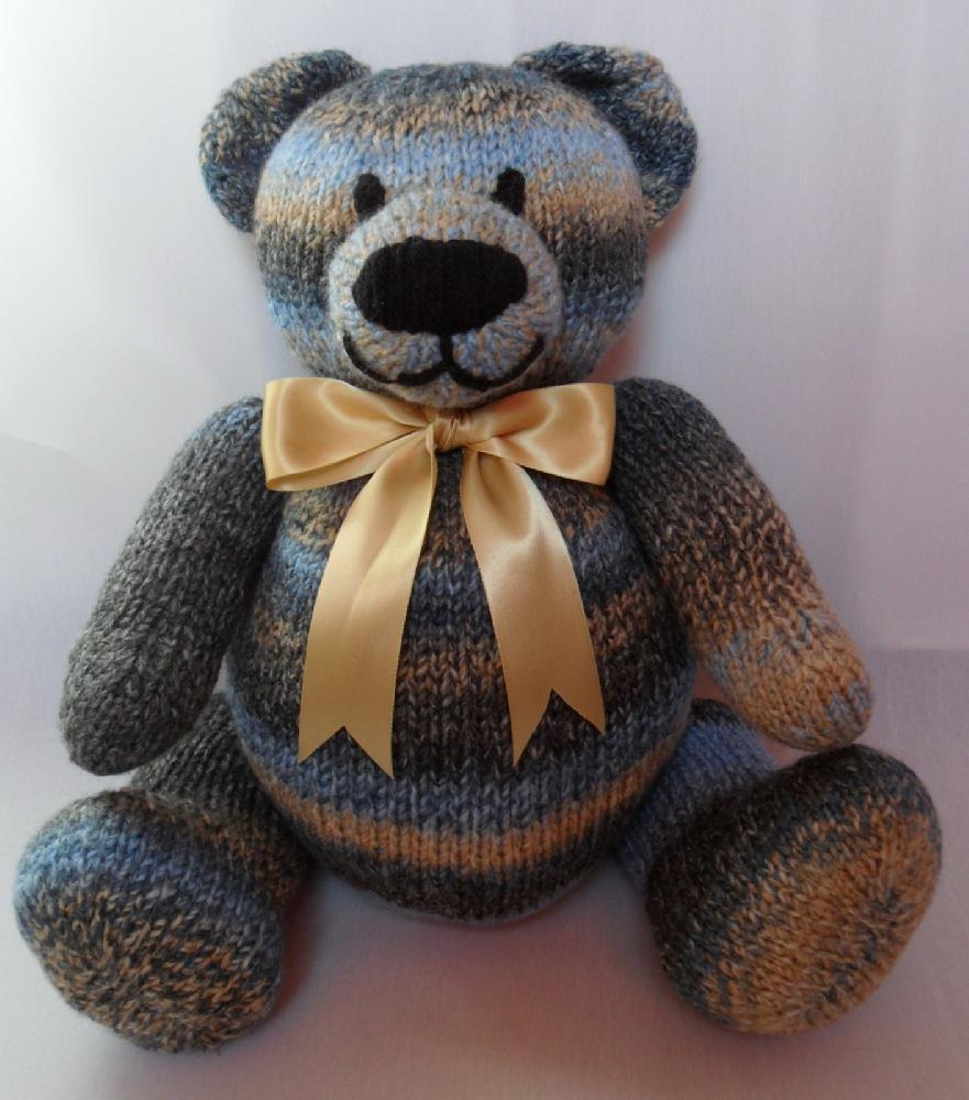Big Berry Bear Teddy Knitting pattern by Laineknits ...