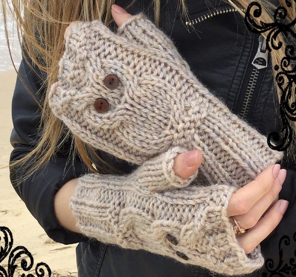 Play Owl mitts Knitting pattern by The Lonely Sea