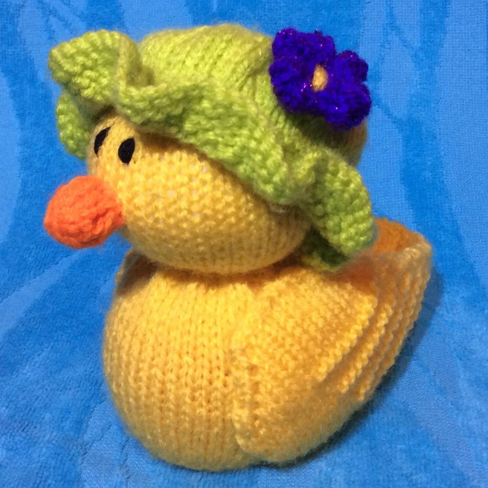 Mother Duck Choc Orange Cover / Easter Toy Knitting