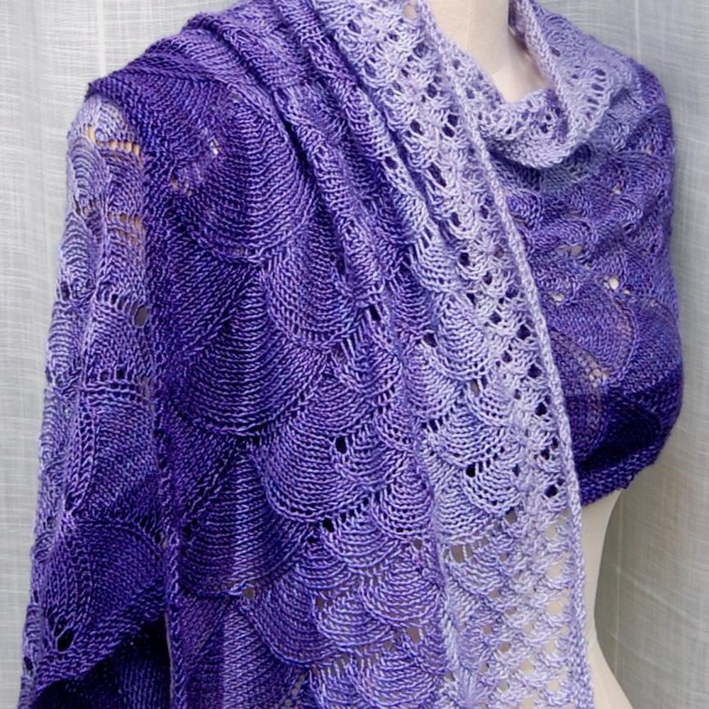 Siren Song Knitting pattern by Louise Zass-Bangham