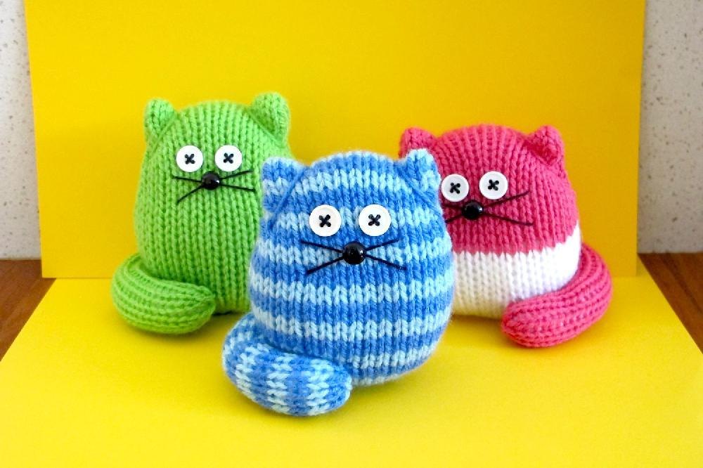 Quick and Easy Cats Knitting pattern by Amalia Samios ...